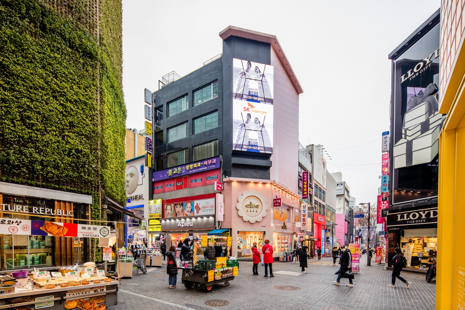 Shinsegae Main Store / 신세계백화점 본점 / 新世界百貨本店